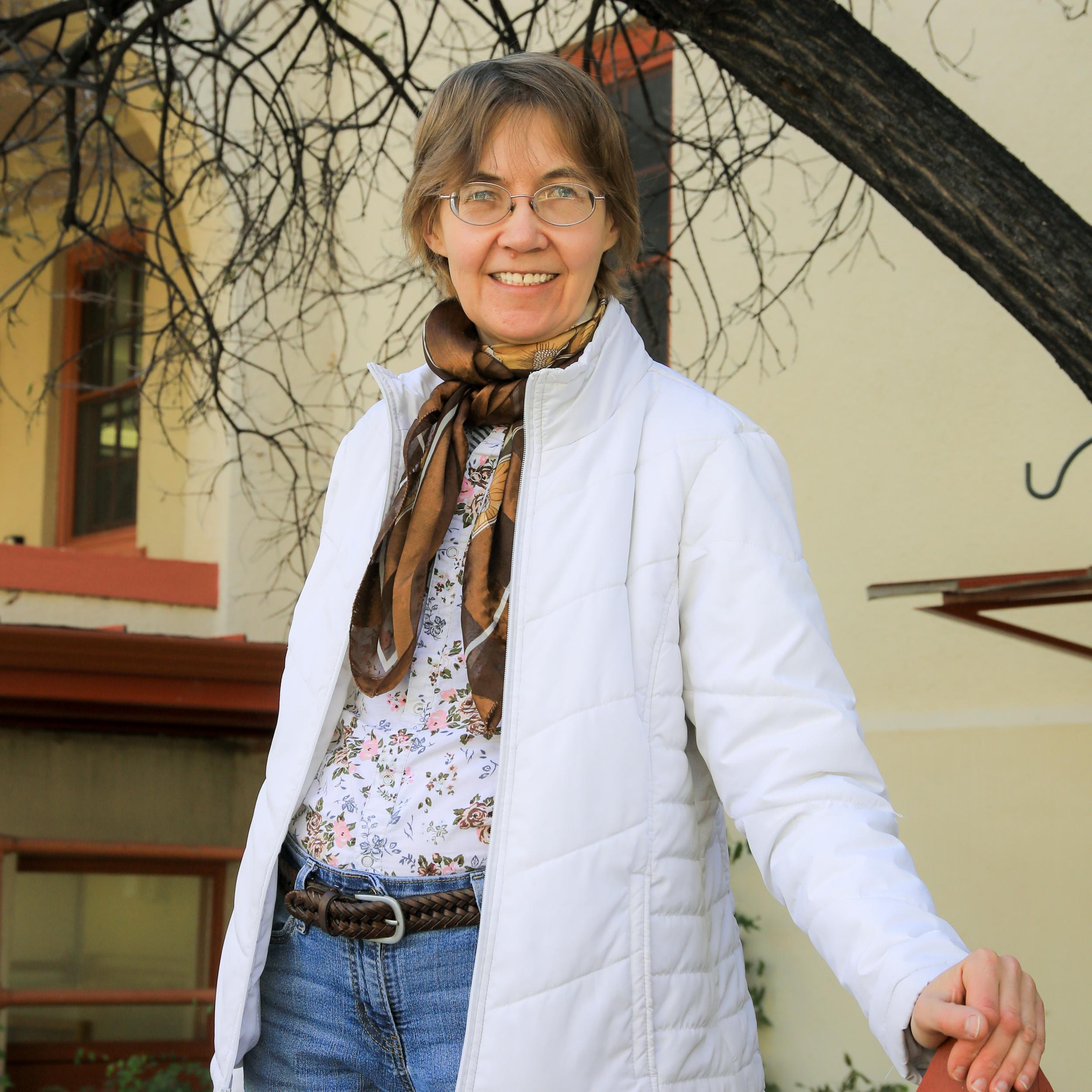 Dr. Yulia Mikhailova